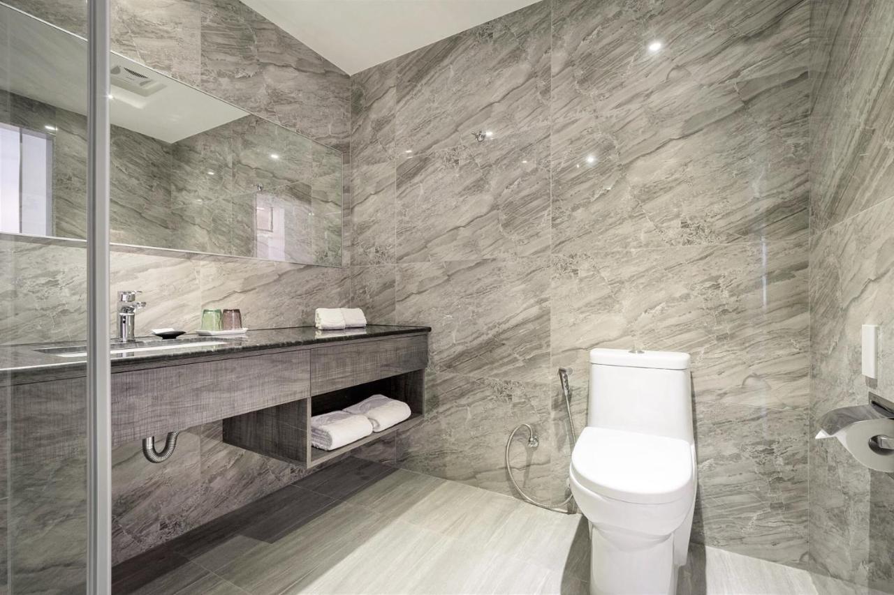 Sun Hao Hotel Тайджун Екстериор снимка