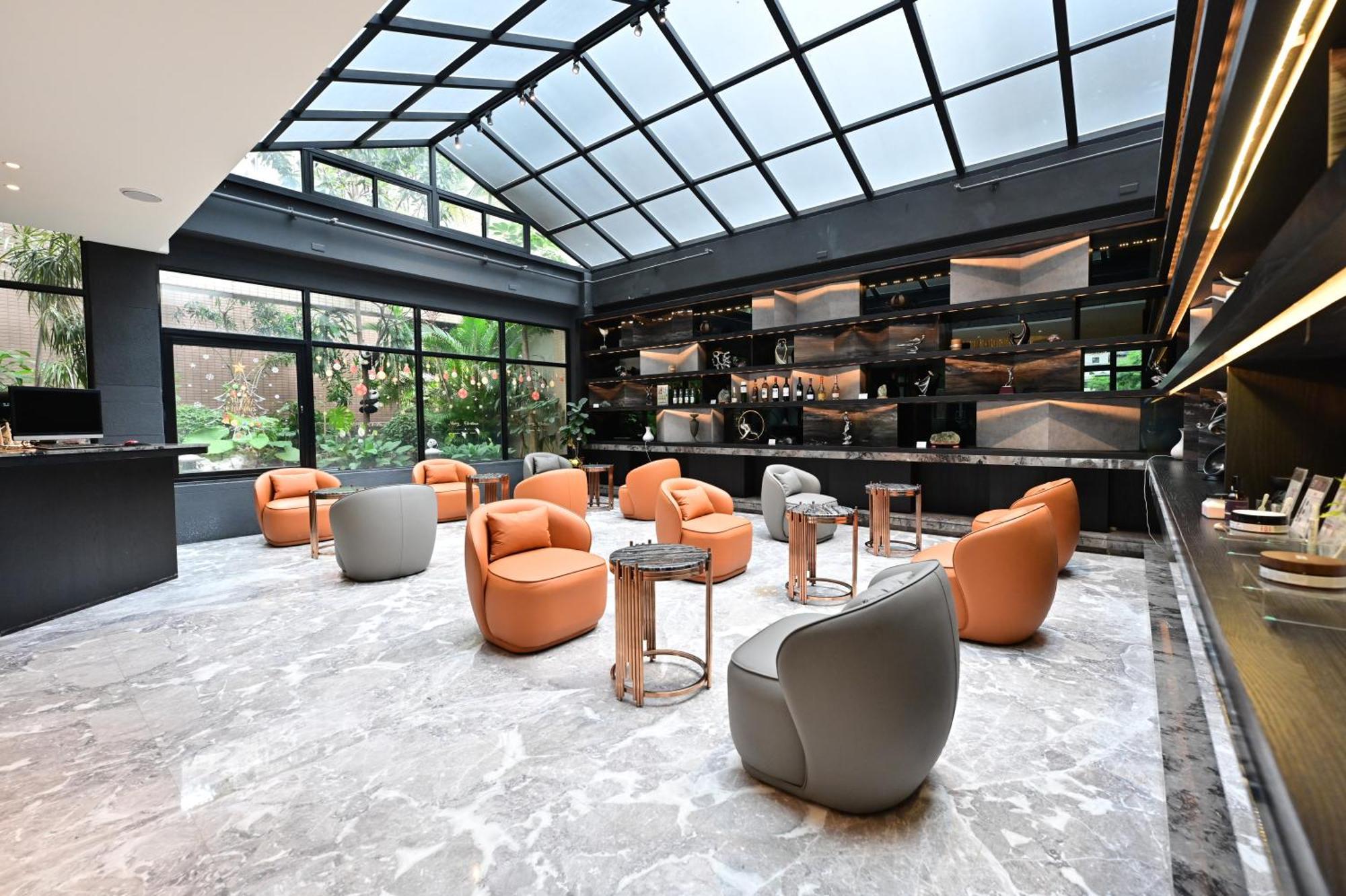 Sun Hao Hotel Тайджун Екстериор снимка