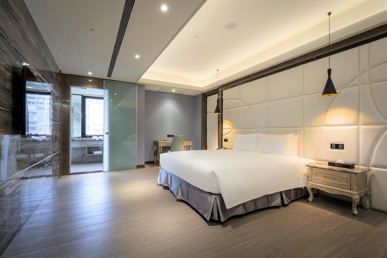 Sun Hao Hotel Тайджун Екстериор снимка